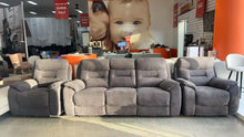 Load image into Gallery viewer, Martin 3+1+1 Recliners
